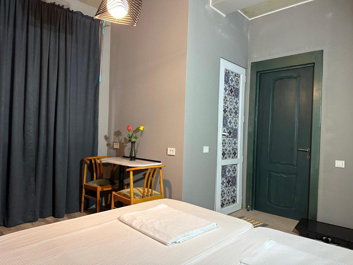 Nid Hotel Tbilisi Exterior photo